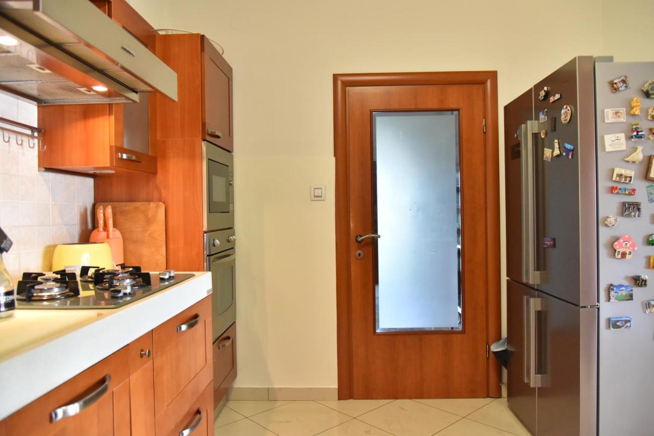 Lux Nina With Six Bedrooms, Private Pool, Sauna Villa Zadar