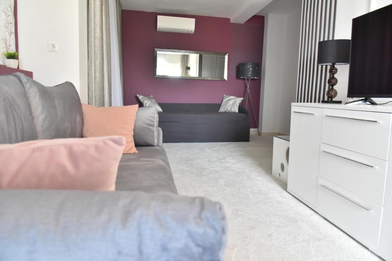 Lux Nina With Six Bedrooms, Private Pool, Sauna * Zadar